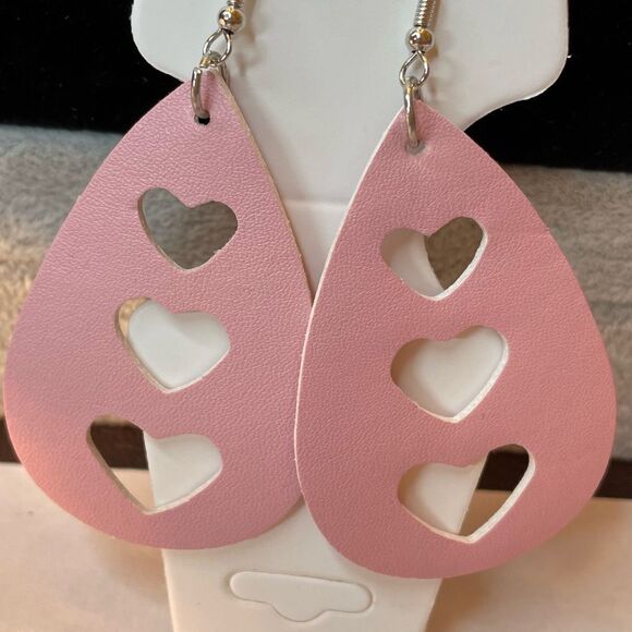 VALENTINE EARRINGS 2/$15 - Picture 3 of 7